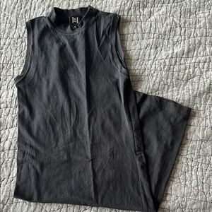 Helsa Black Sleeveless midi dress